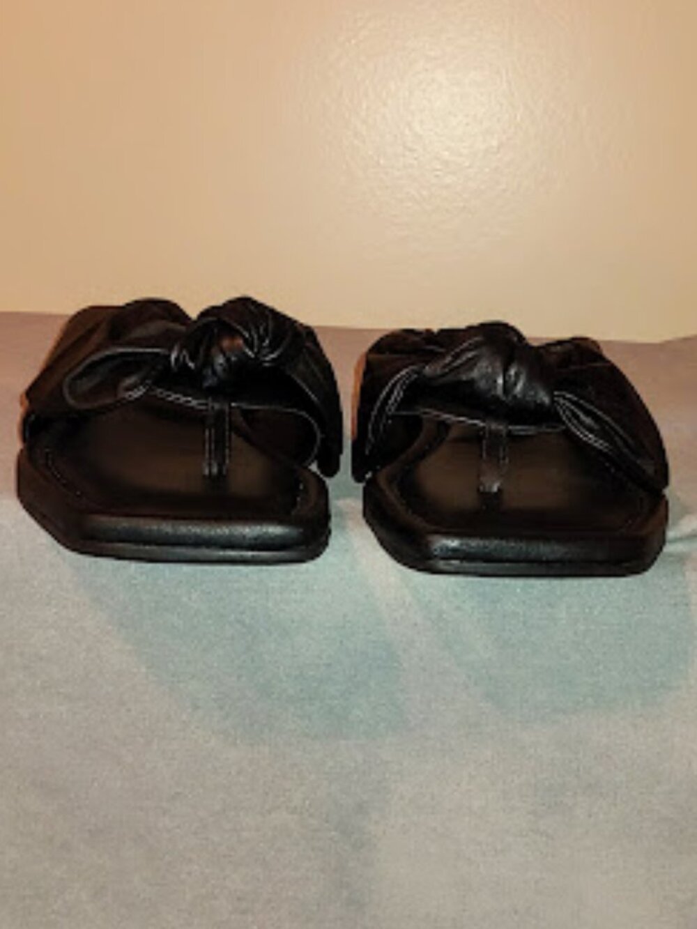 GOLO BOWTHONG FLIP FLOP IN BLACK - Picture 7 of 9